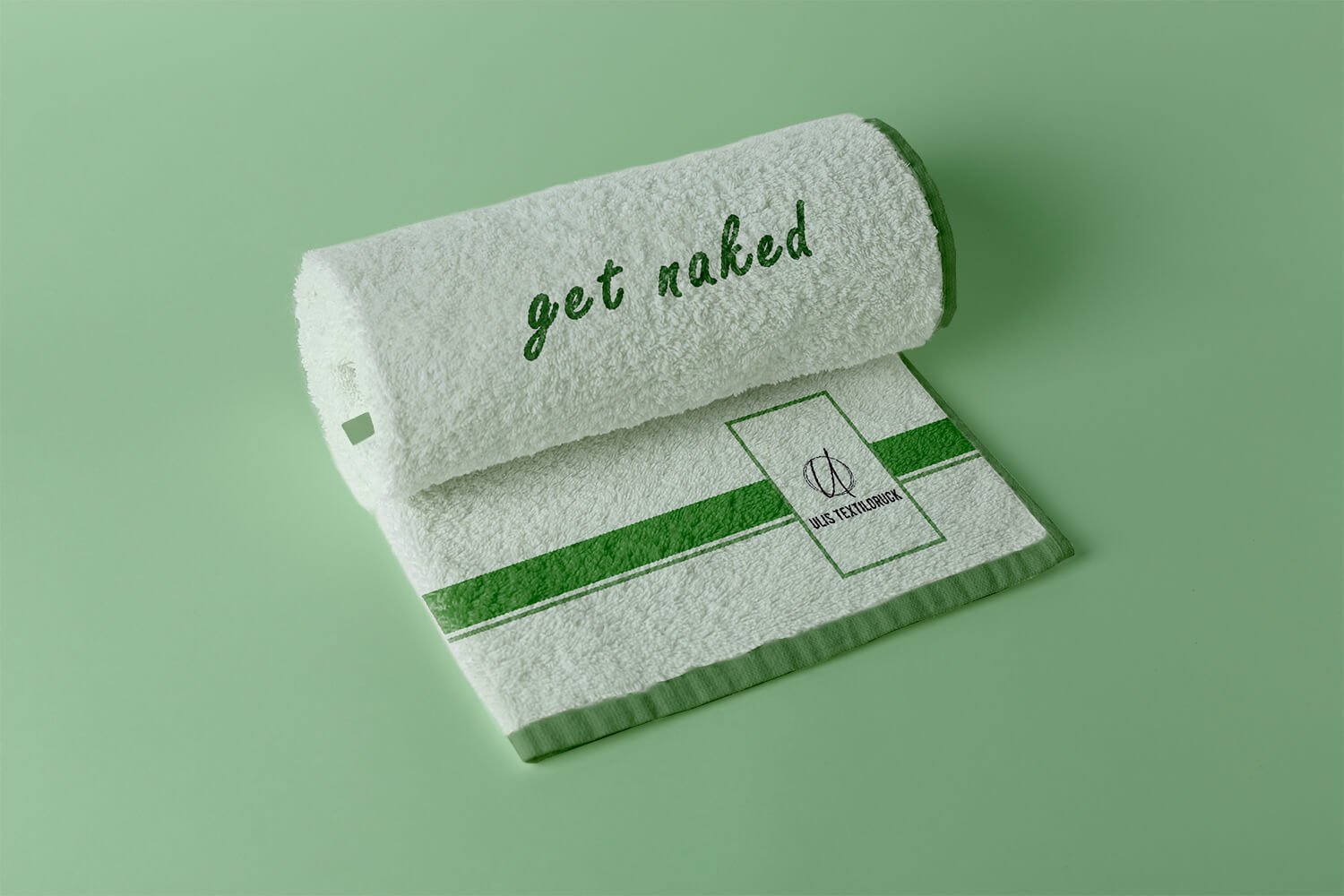 Weißes Handtuch mit gesticktem Schriftzug